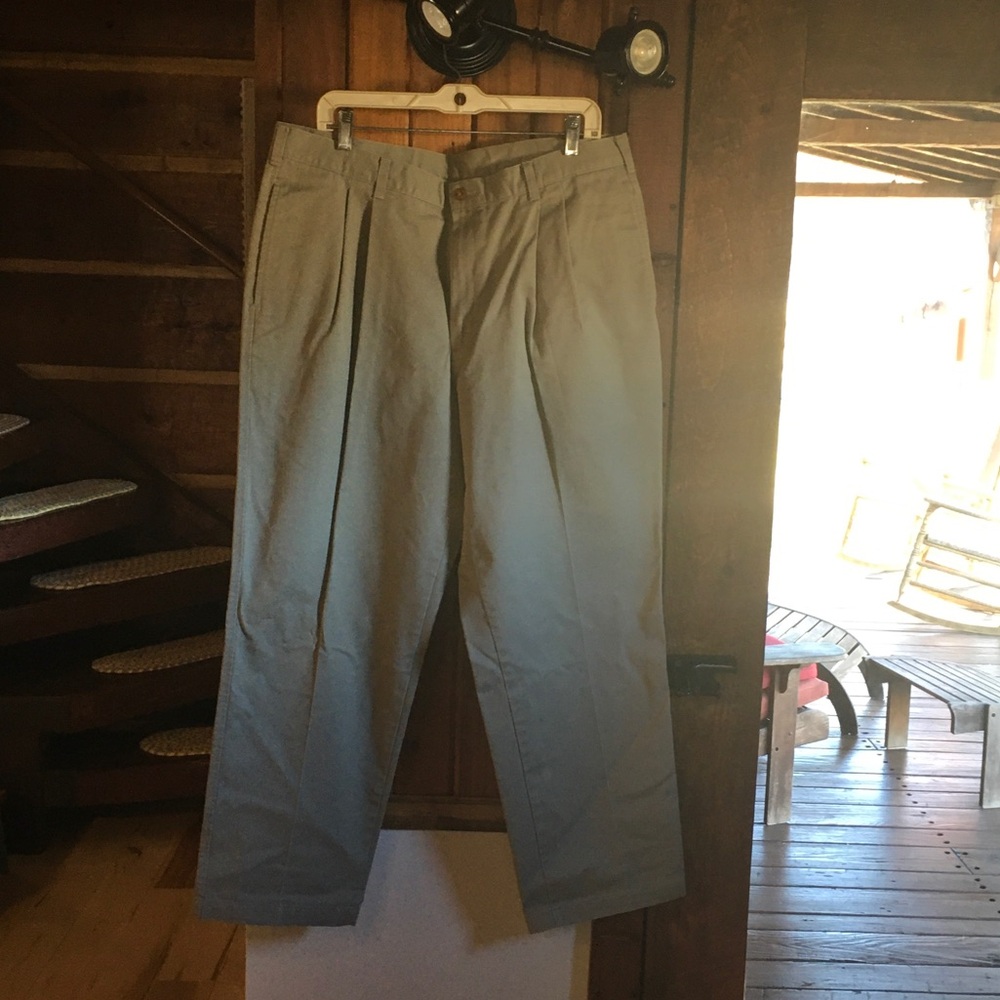 Farah Men's Khaki Chinos